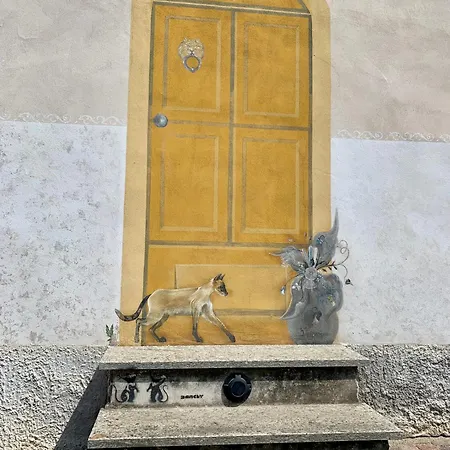 I Meli Sulla Via Francigena Villanova d'Ardenghi
